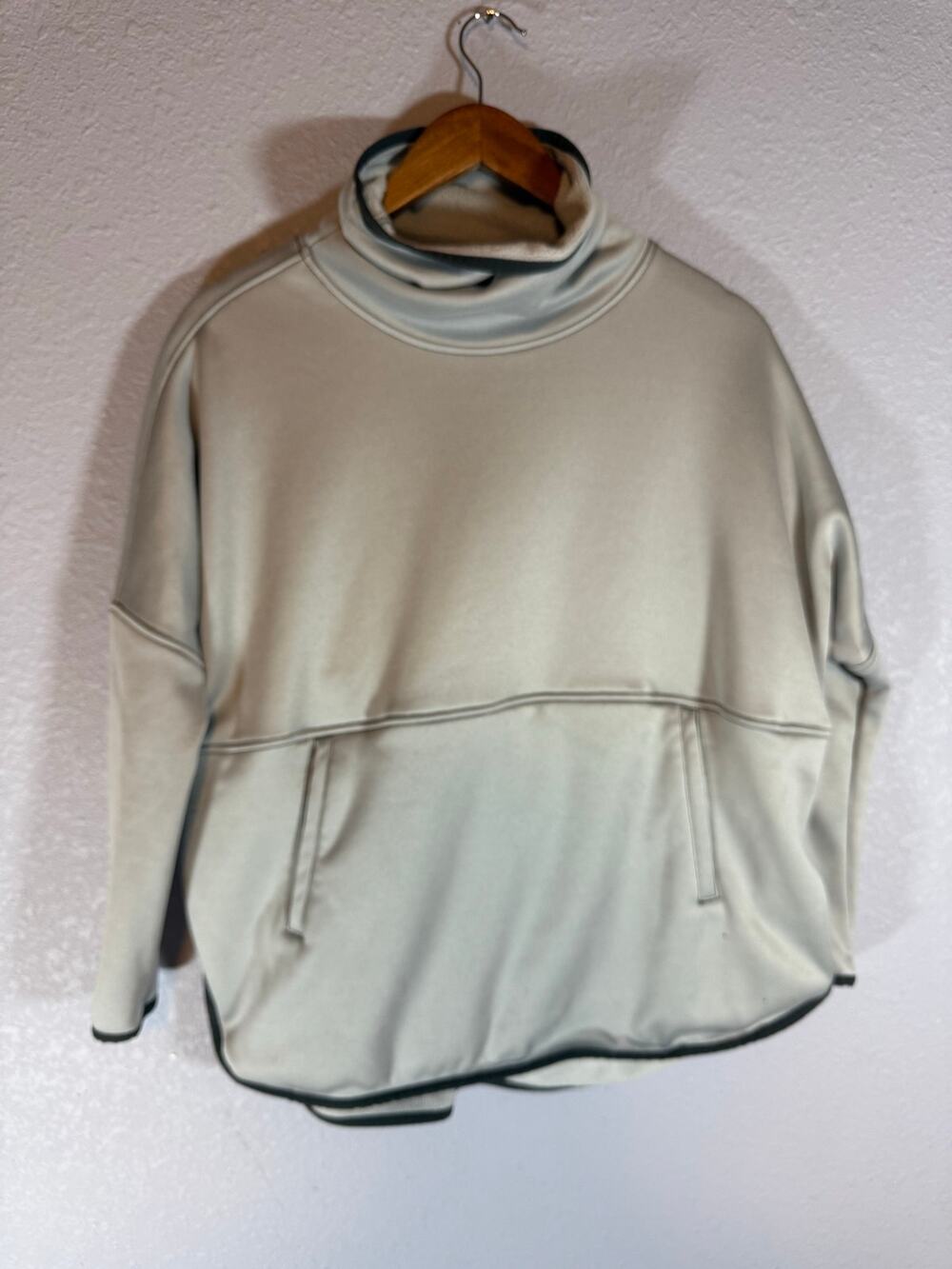 The North Face Women’s Small Gray Cowl Neck Fleece Pullover